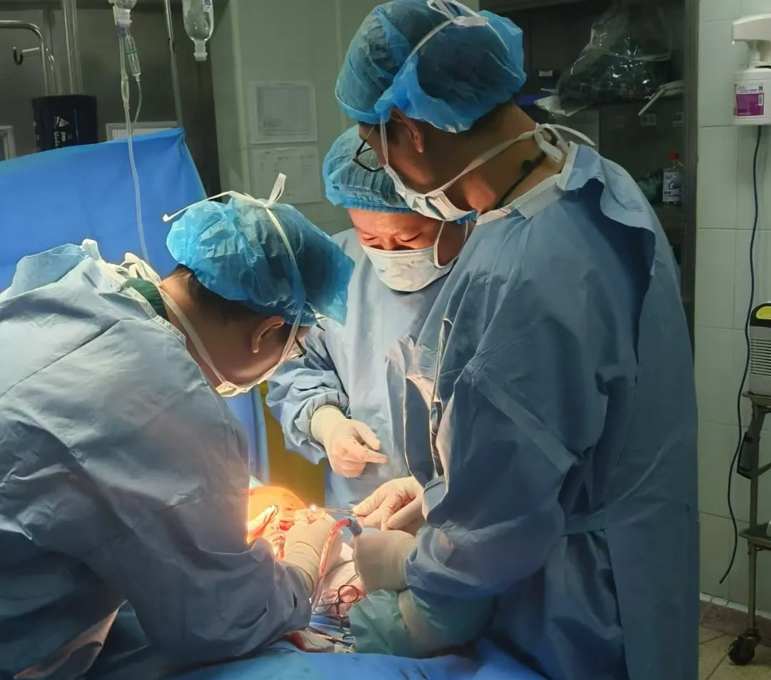 鼎昊生物首例“關節軟骨損傷的組織工程軟骨治療技術”手術在煙臺山醫院成功實施，開啟軟骨修復/再生新篇章