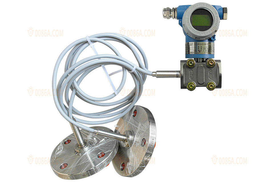 Differential pressure transmitter