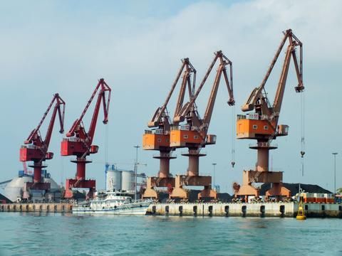 Port crane