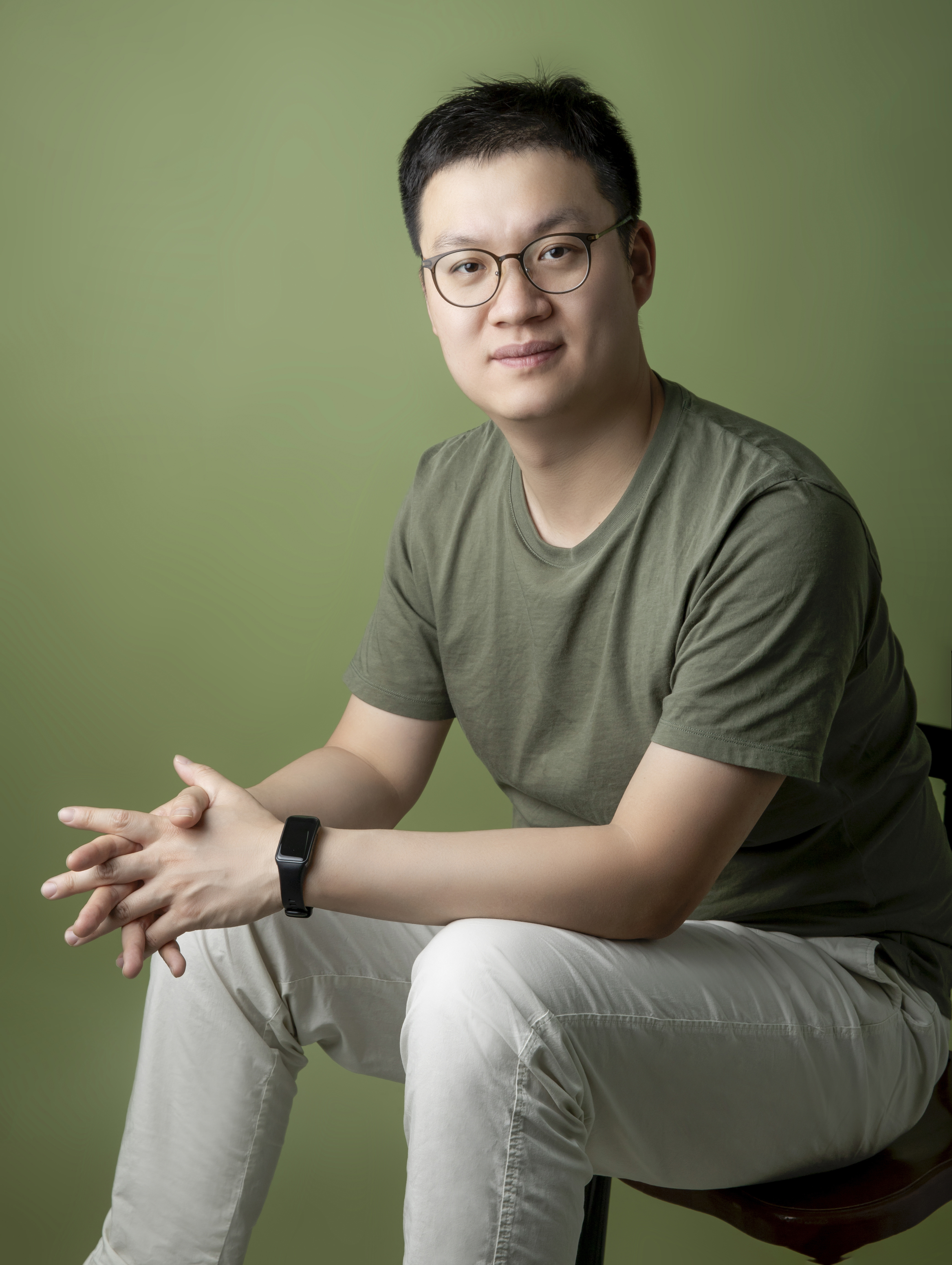 秦君