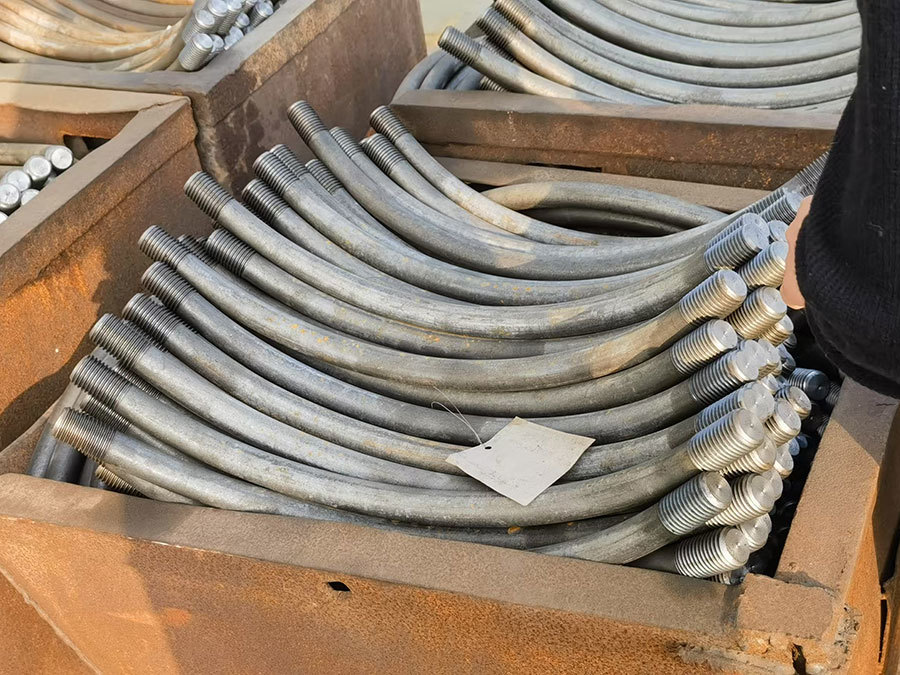 Tube bolts