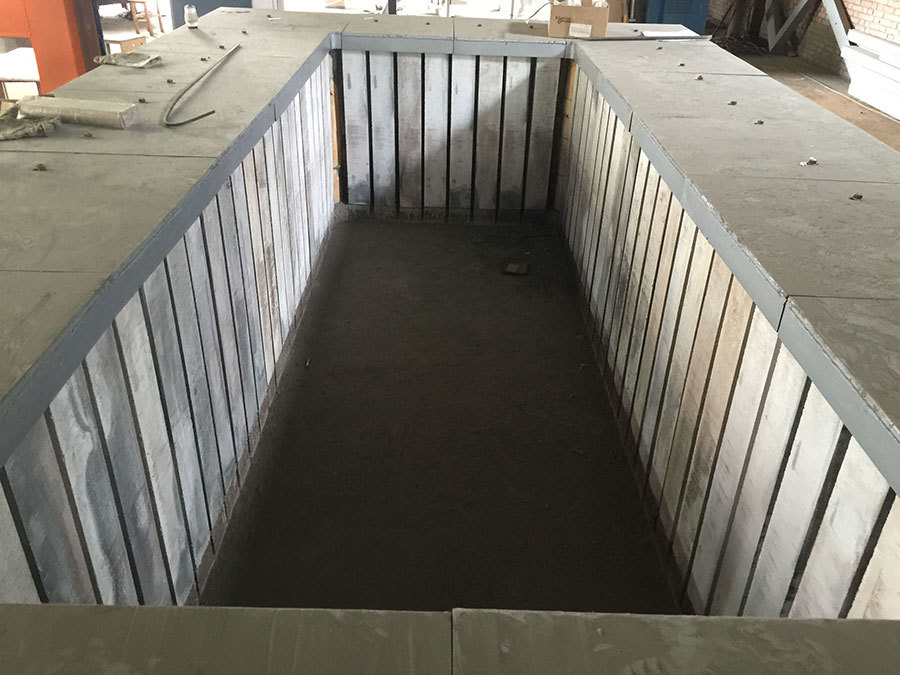 Zinc pot