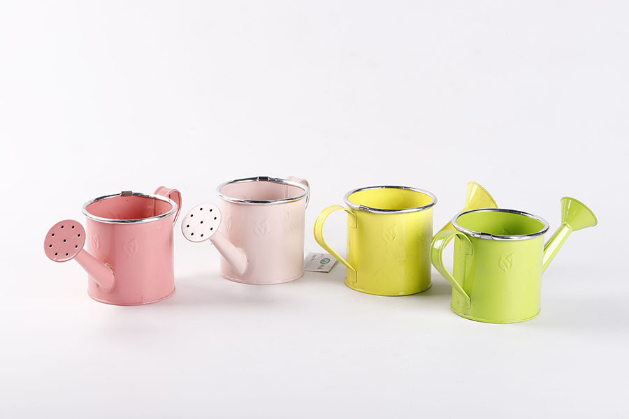 Watering iron pot