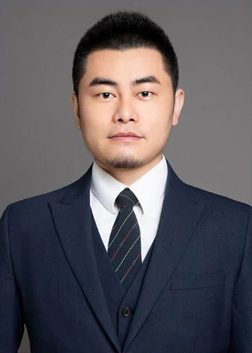 尹群峰