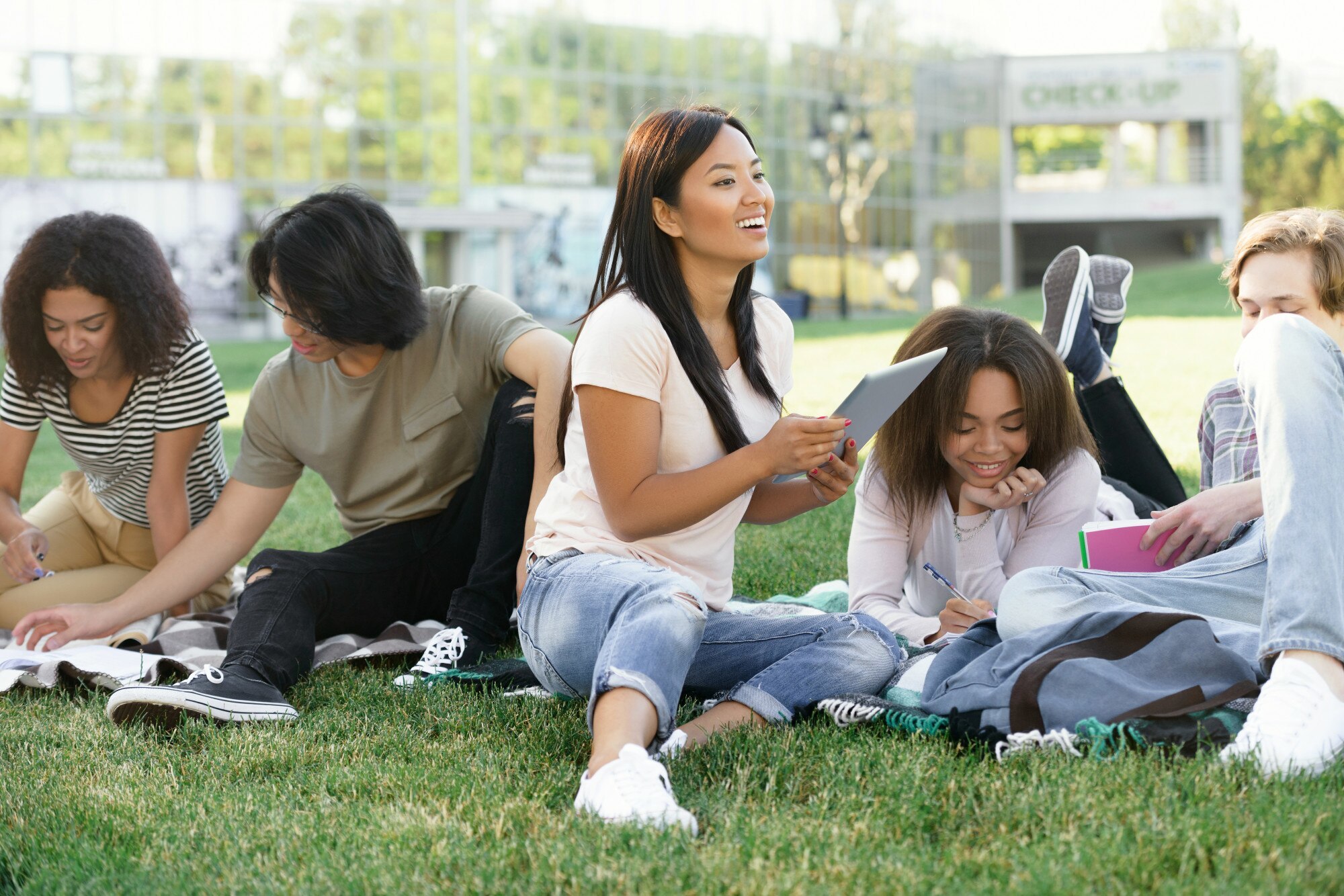 Digital Education Mobile Classrooms