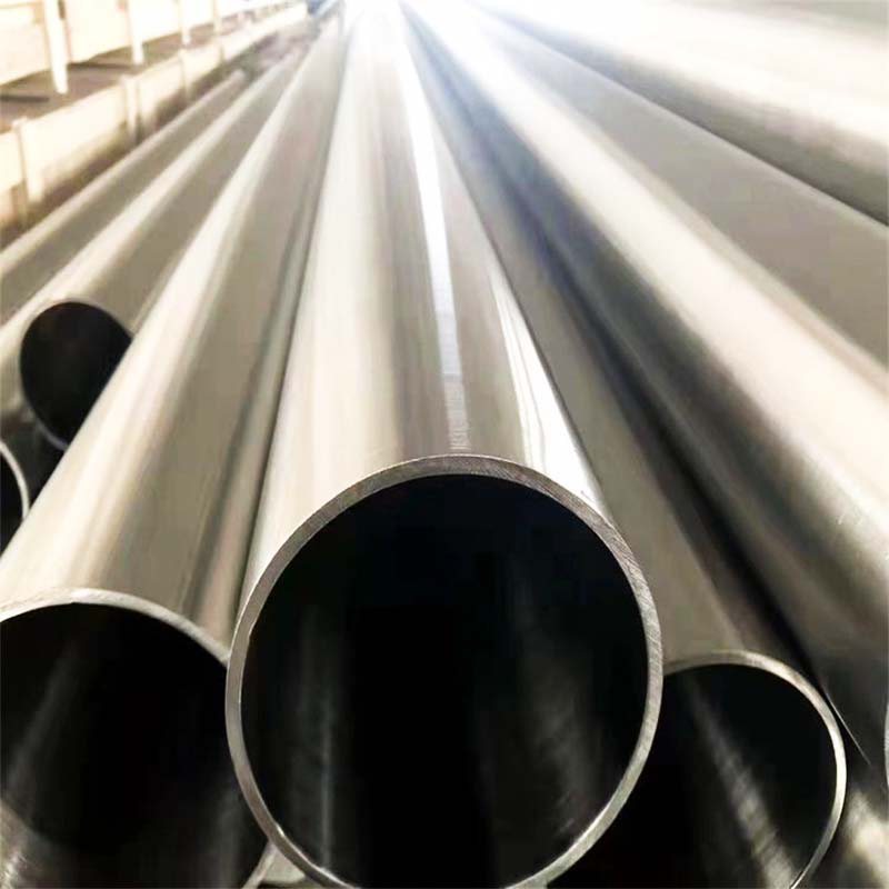 Stainless steel round seamless pipe