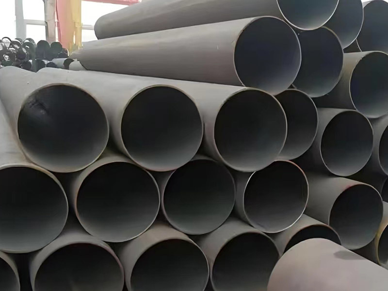 Large diameter seamless steel pipe