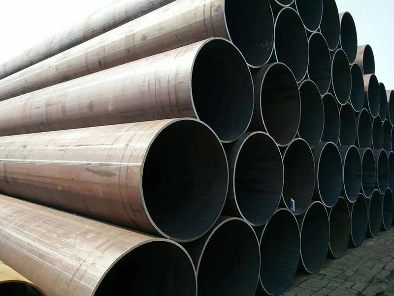 Large diameter seamless steel pipe