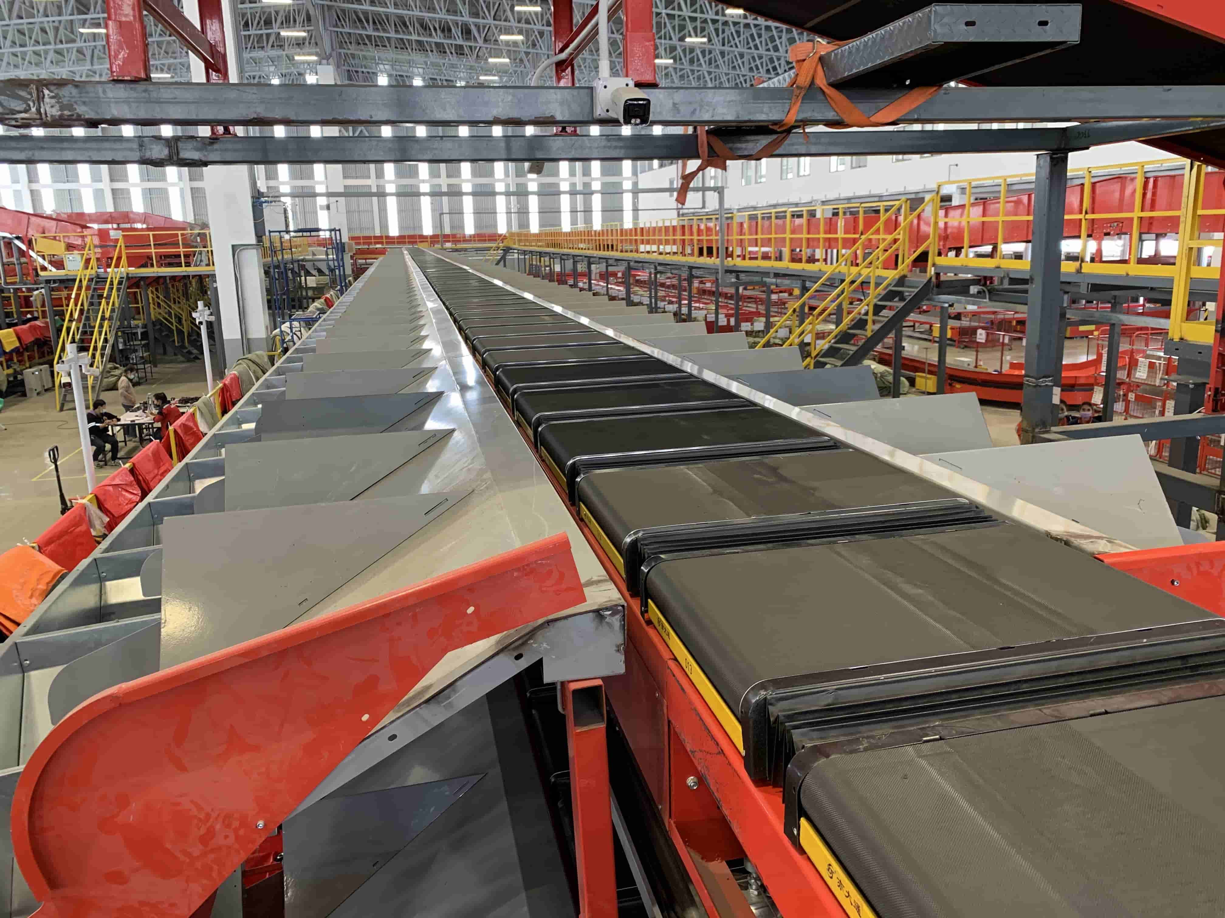 Vertical Cross Belt Sorter