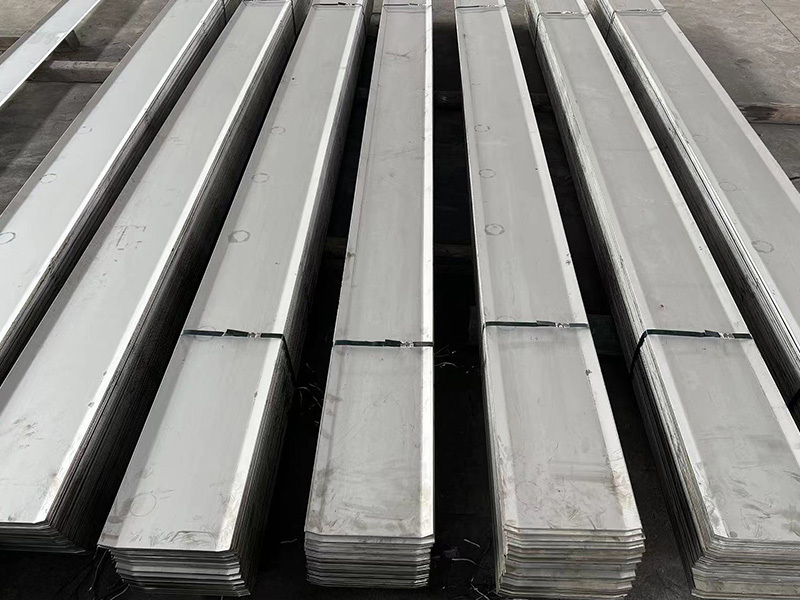 Stainless water stop steel plate