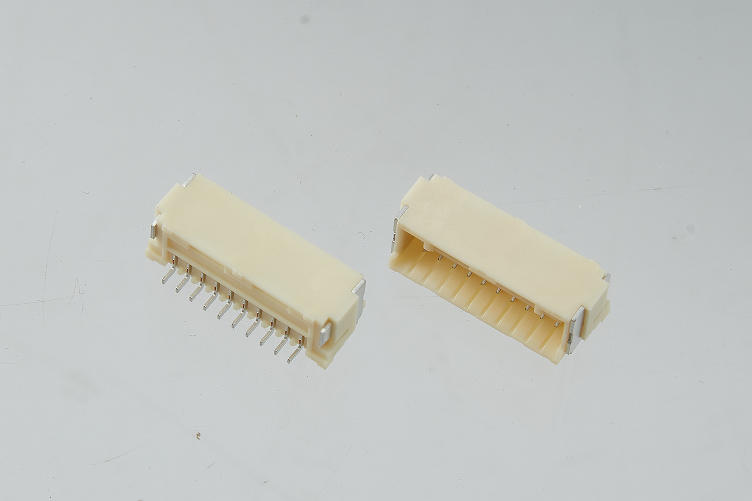 线对板连接器1.5mm 带扣 wafer座子 用于汽车车灯，除草机等