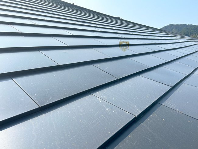 Metal sheet tile