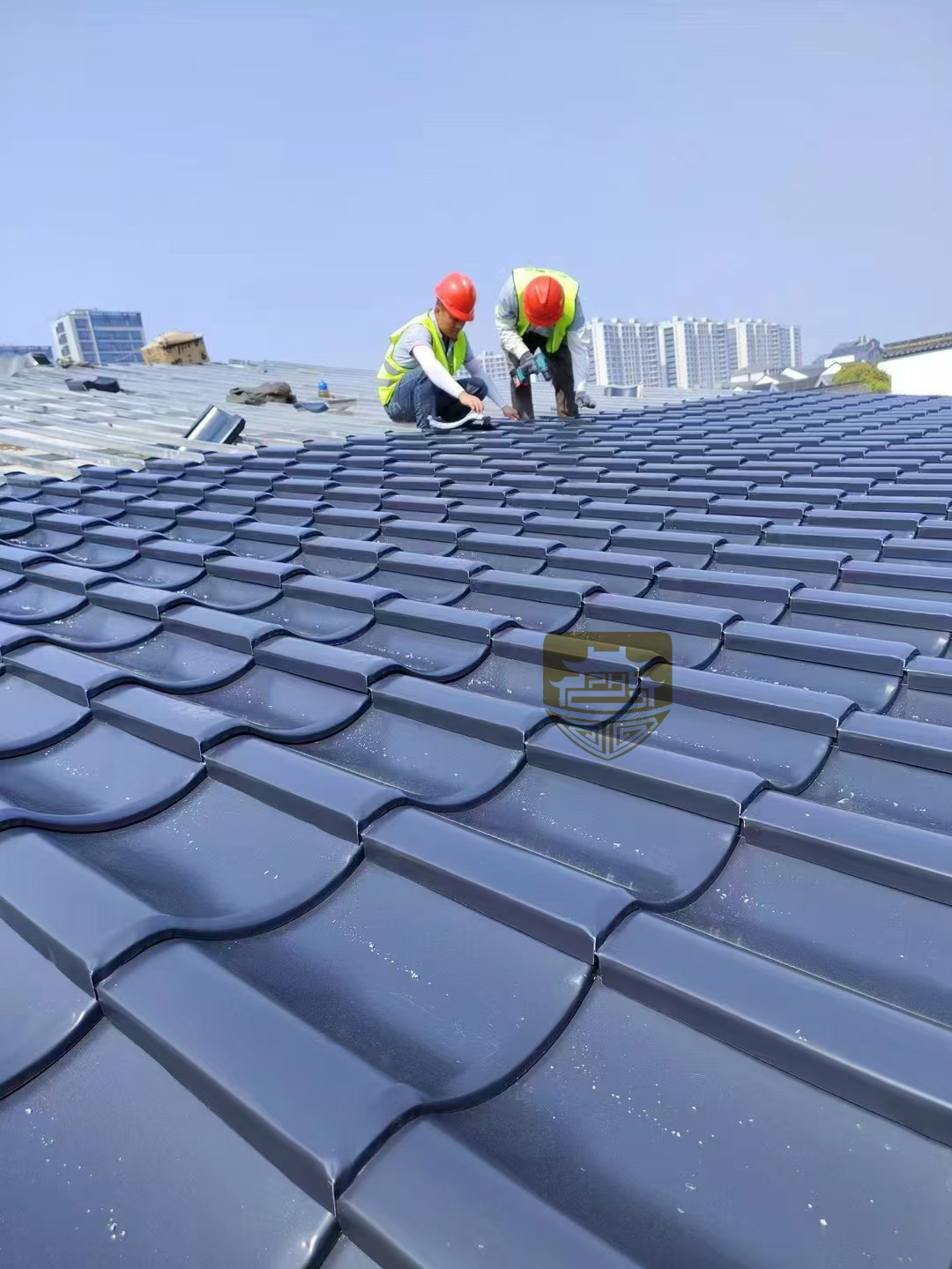 Aluminium alloy tile