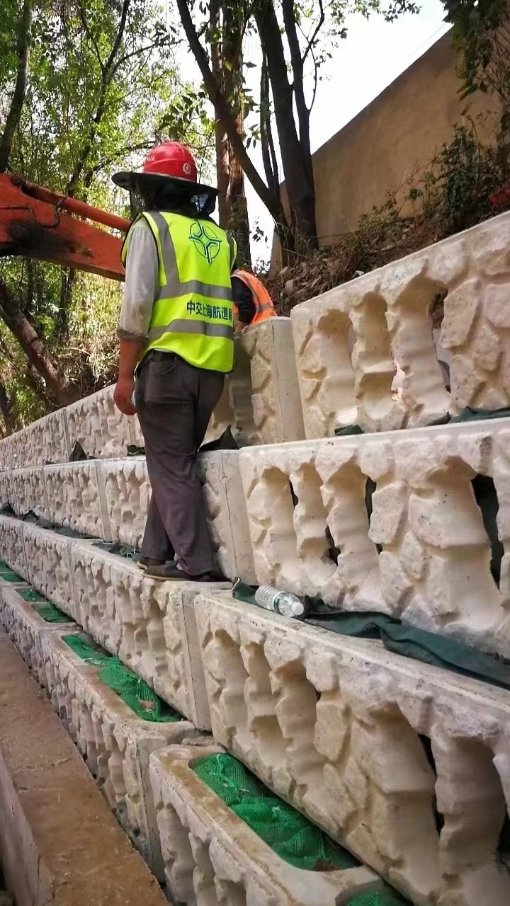 生态护坡砖