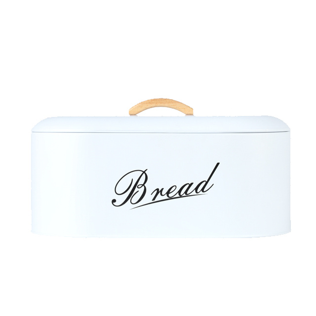 large capacity keeps bread and baked goods fresh