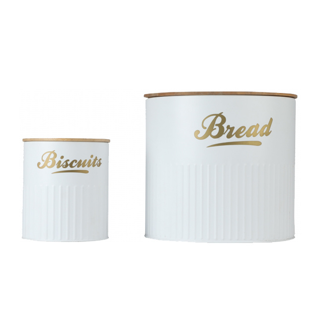 Various application scenarios of metal bread box