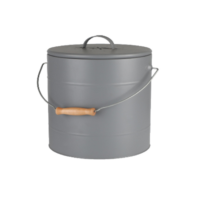 Modern Compost Bin_ Large Capacity Kitchen Solution with Sealed Lid and Charcoal Odor Filter