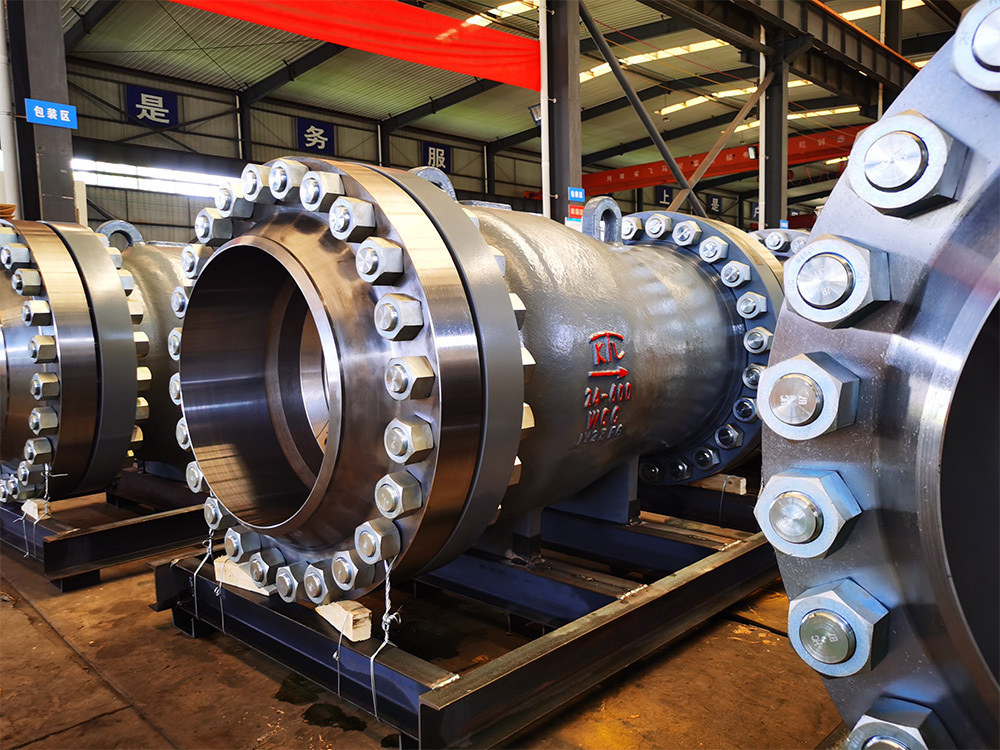 Axial flow check valve for the third line of West-East Gas Pipeline