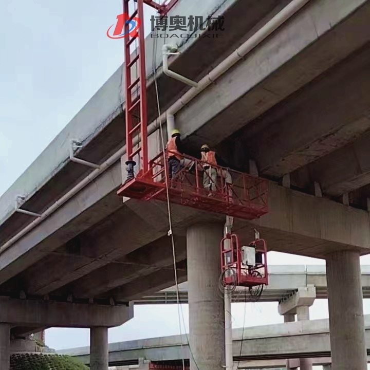 高架橋排水管安裝施工車
