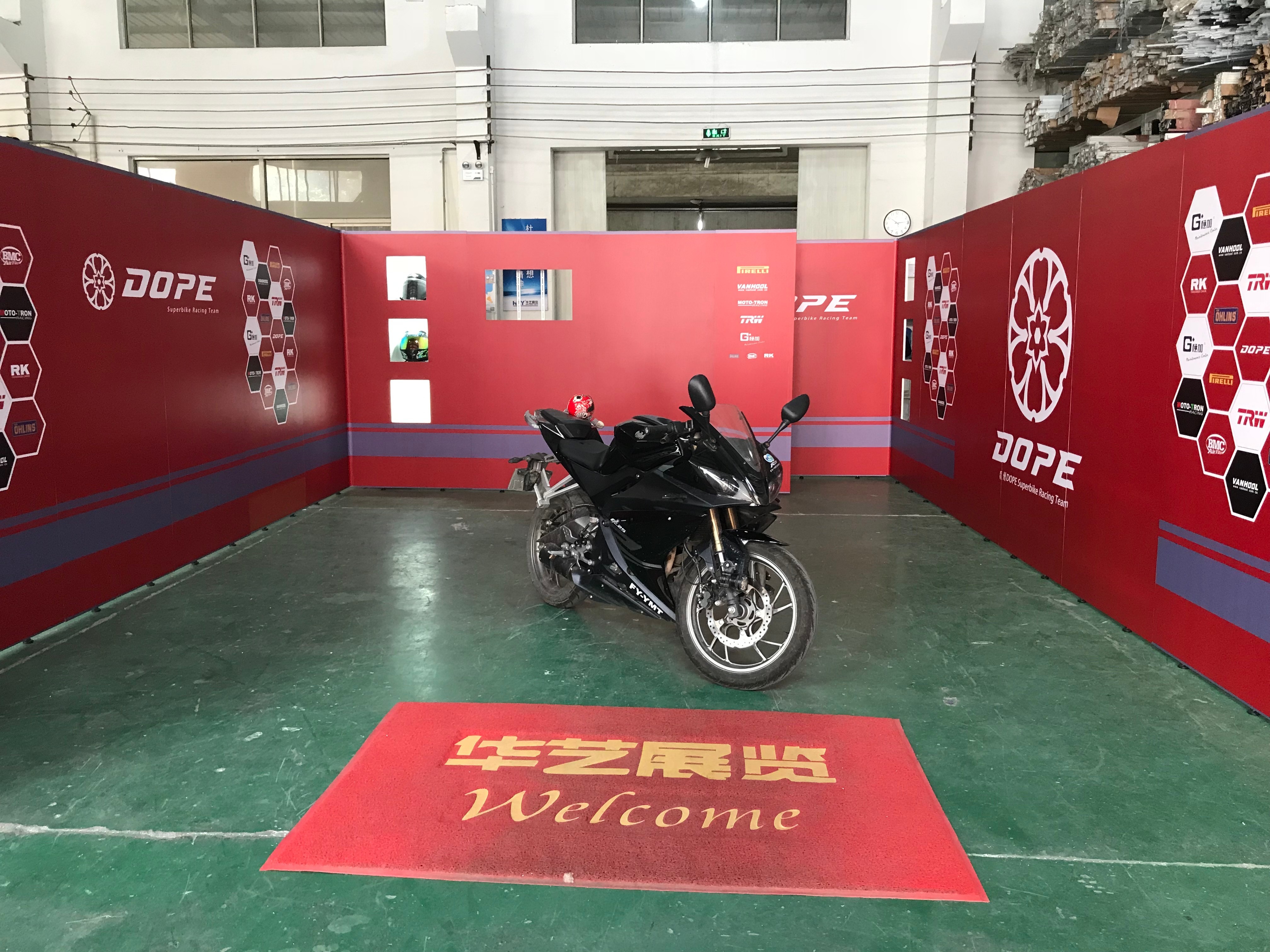 5.5*8m motorcycle team event parking and maintenance space PIT HOUSE