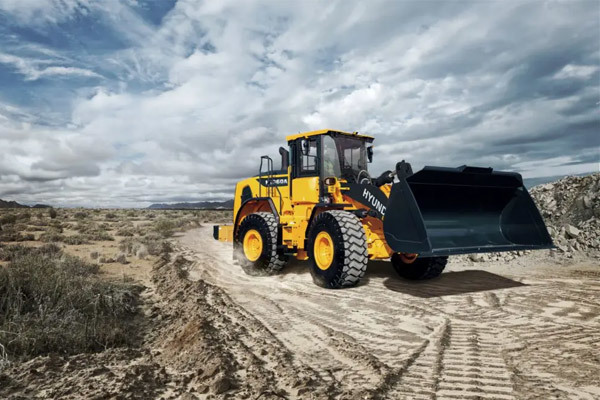 Advantages Of Loader Auto Parts