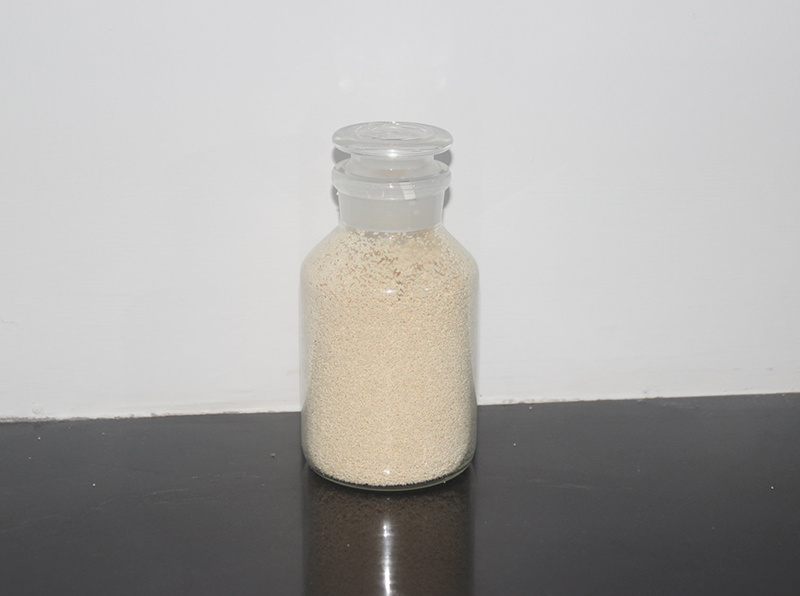 D301大孔弱堿性陰離子交換樹脂
