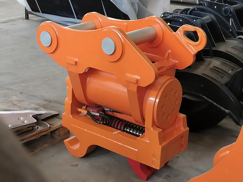 Tilting Quick Coupler