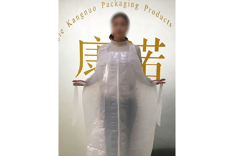 PE Apron On A Roll