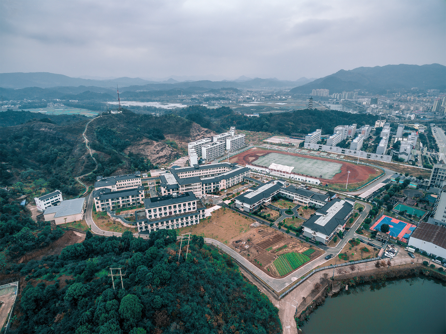 上饒緑康岑陽家