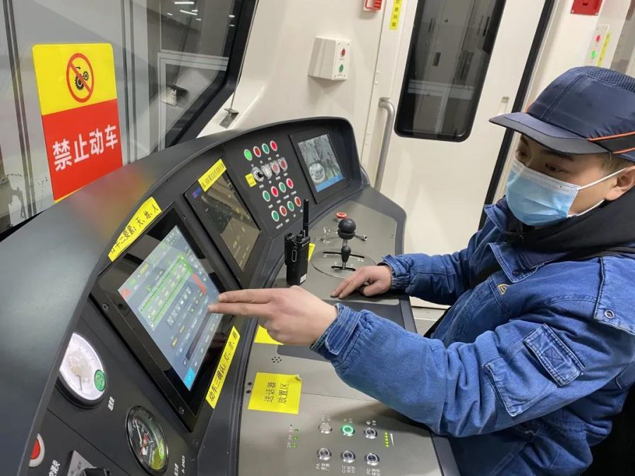 郑州中建深铁3号线圆满完成春节期间运输保障工作
