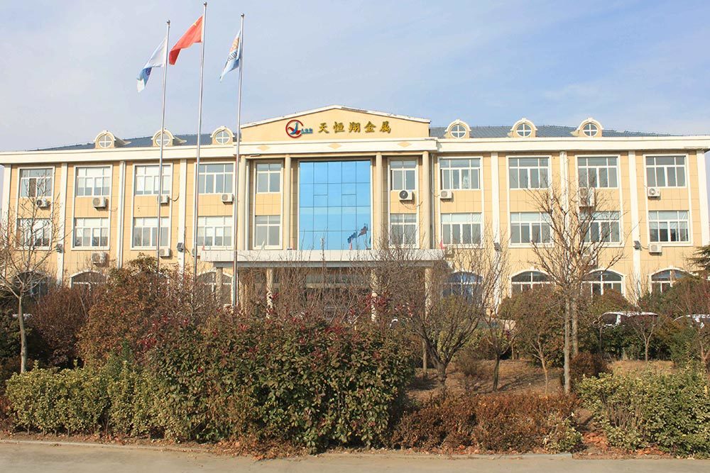 Está a solo 20 km del puerto de Qingdao. El transporte es muy conveniente.