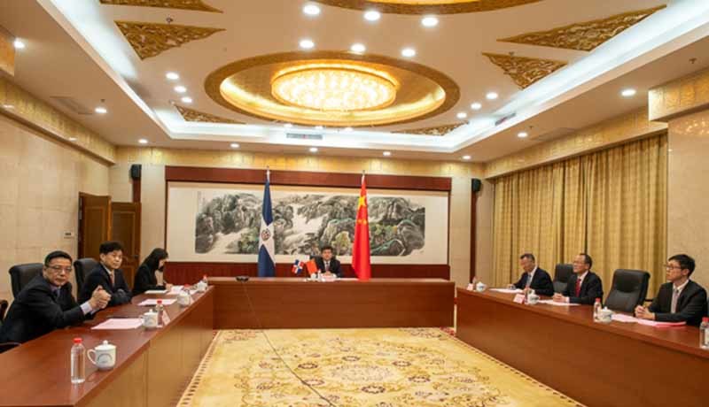 湖南向多米尼加捐赠中联重科甘蔗收获机正式交付