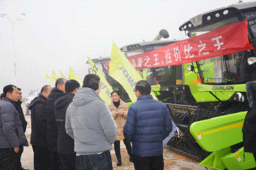 新年新氣象！中聯(lián)重科農(nóng)機新品開啟熱銷模式