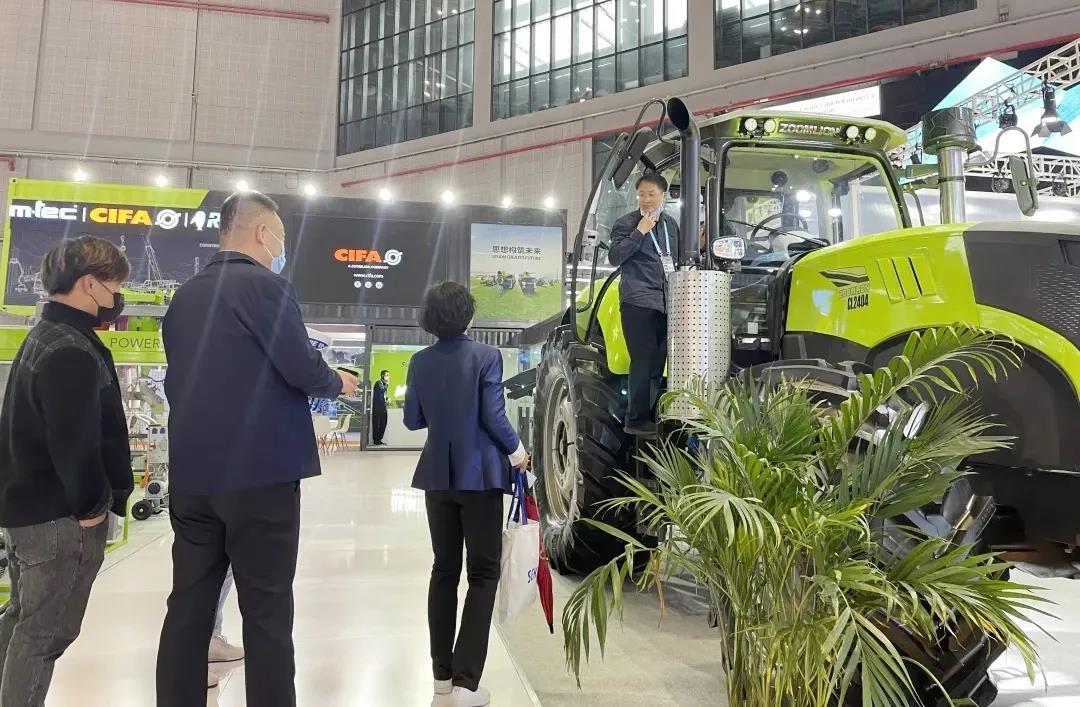 Zoomlion High-end Agricultural Machinery Blooms in the 4th China International Import Expo