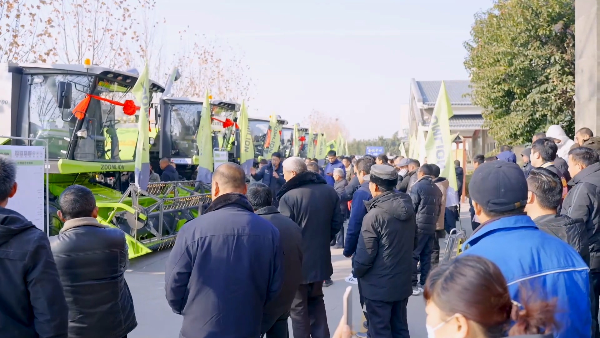 持續(xù)熱銷！中聯(lián)重科“谷王”收割機全面領跑