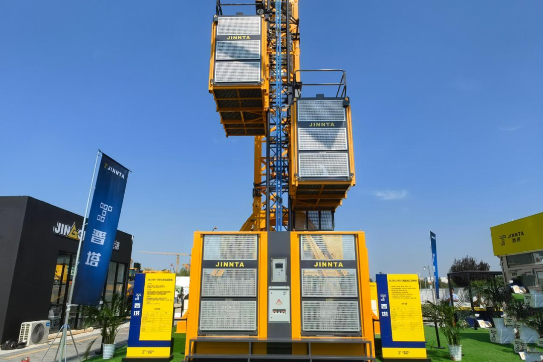 建筑界的“空中精灵”！澳门第一娱乐娱城官网智能施工升降机的科技魅力大揭秘