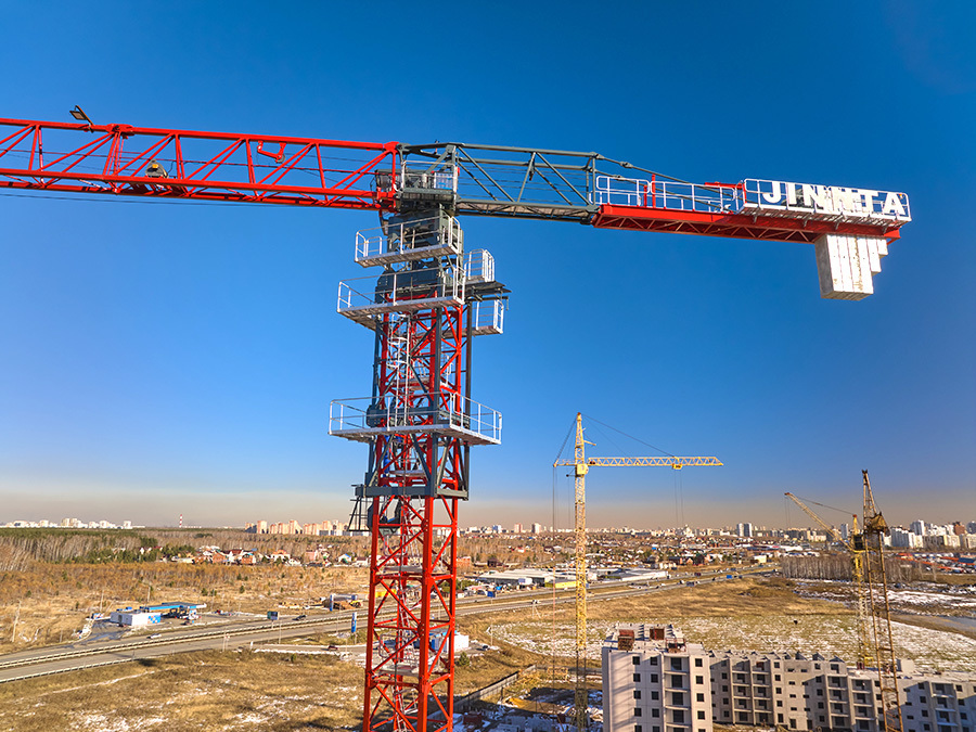 晉塔塔式起重機(jī)參建俄羅斯烏法市、秋明市等地房建項(xiàng)目