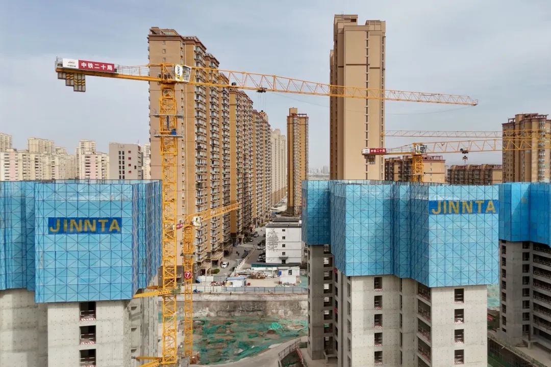 晉塔塔式起重機(jī)參建蘭州安寧區(qū)七一灘住宅小區(qū)項(xiàng)目