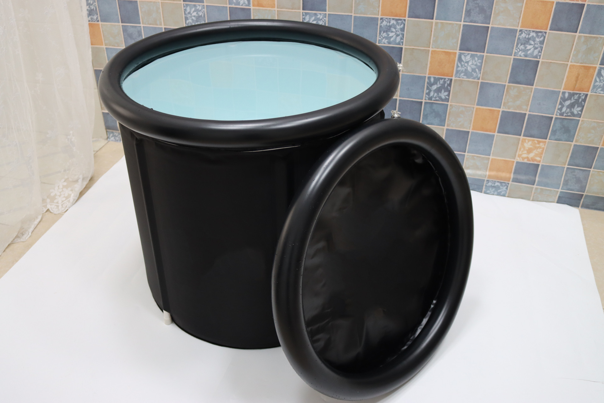 Folding ice bucket/bath bucket