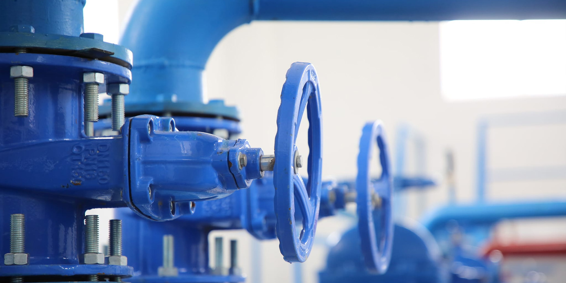 Valves And Pipe