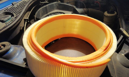 What are the car filters? When do car filters need maintenance?