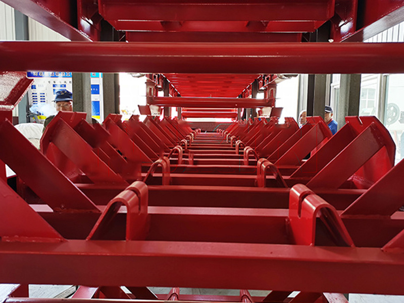 Bracket truss