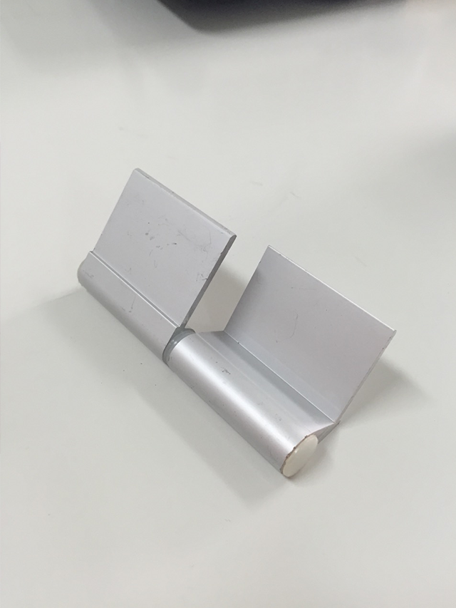 Aluminum alloy detached hinge