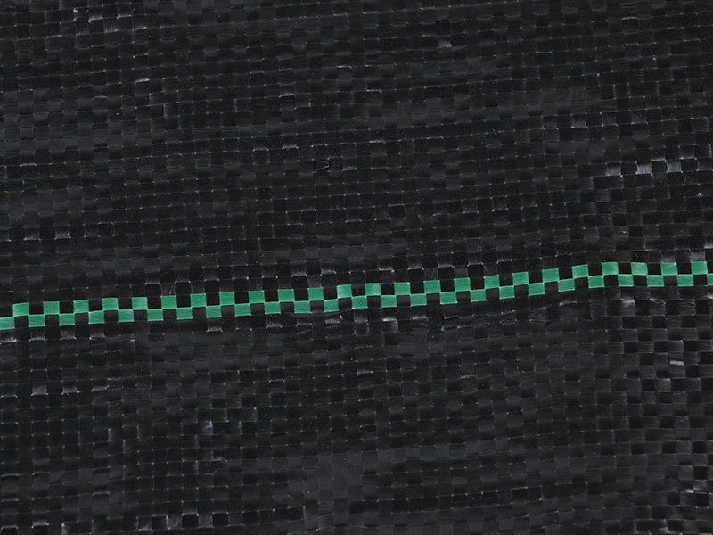 PP woven weed control mat