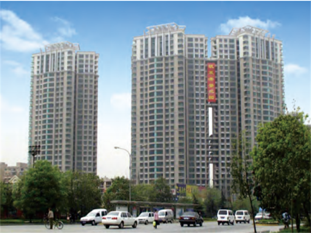 成都凱菜帝景花園（3幢30層，總建筑面積約11萬平方米）