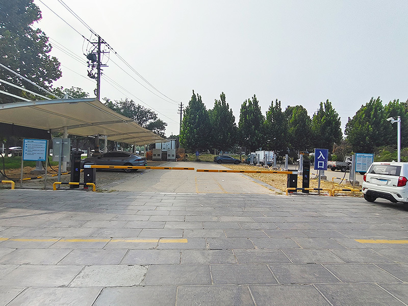 山东济宁花卉市场充电站