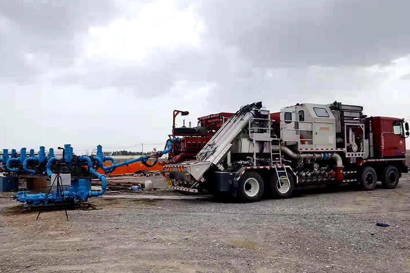 Fracturing Truck