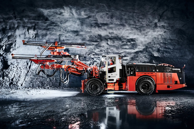 Underground drill rigs
