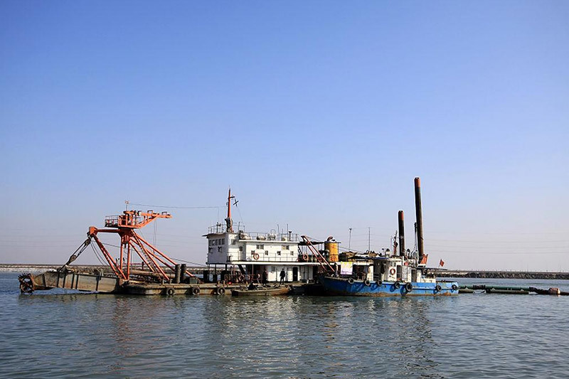 Sand Dredger
