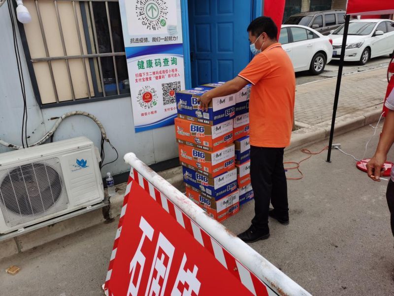 疫情無情人有情 捐贈物資防疫情